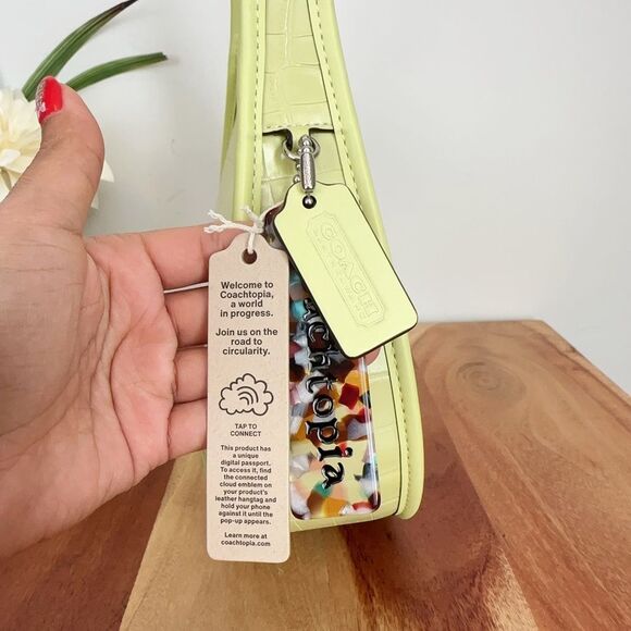 NWT Coach Ergo Bag In Croc Embossed Coachtopia Leather - Picture 3 of 8